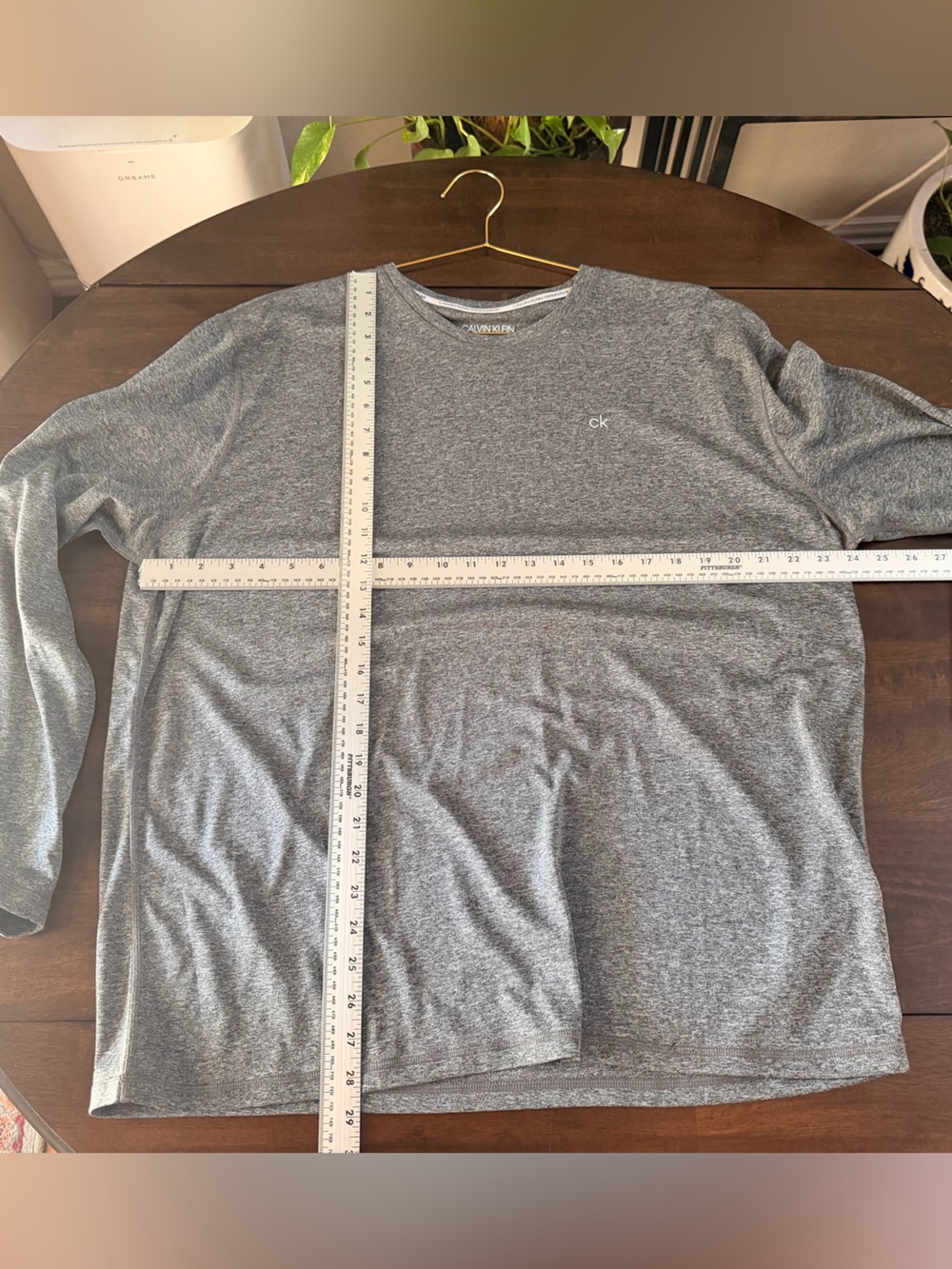 Calvin Klein Women's Gray Crewneck Sweater